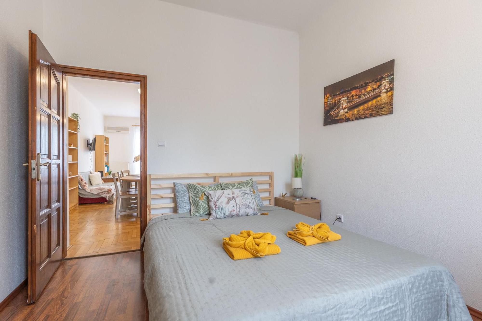 Riverside Balcony Apartment With View To Danube 布达佩斯 外观 照片