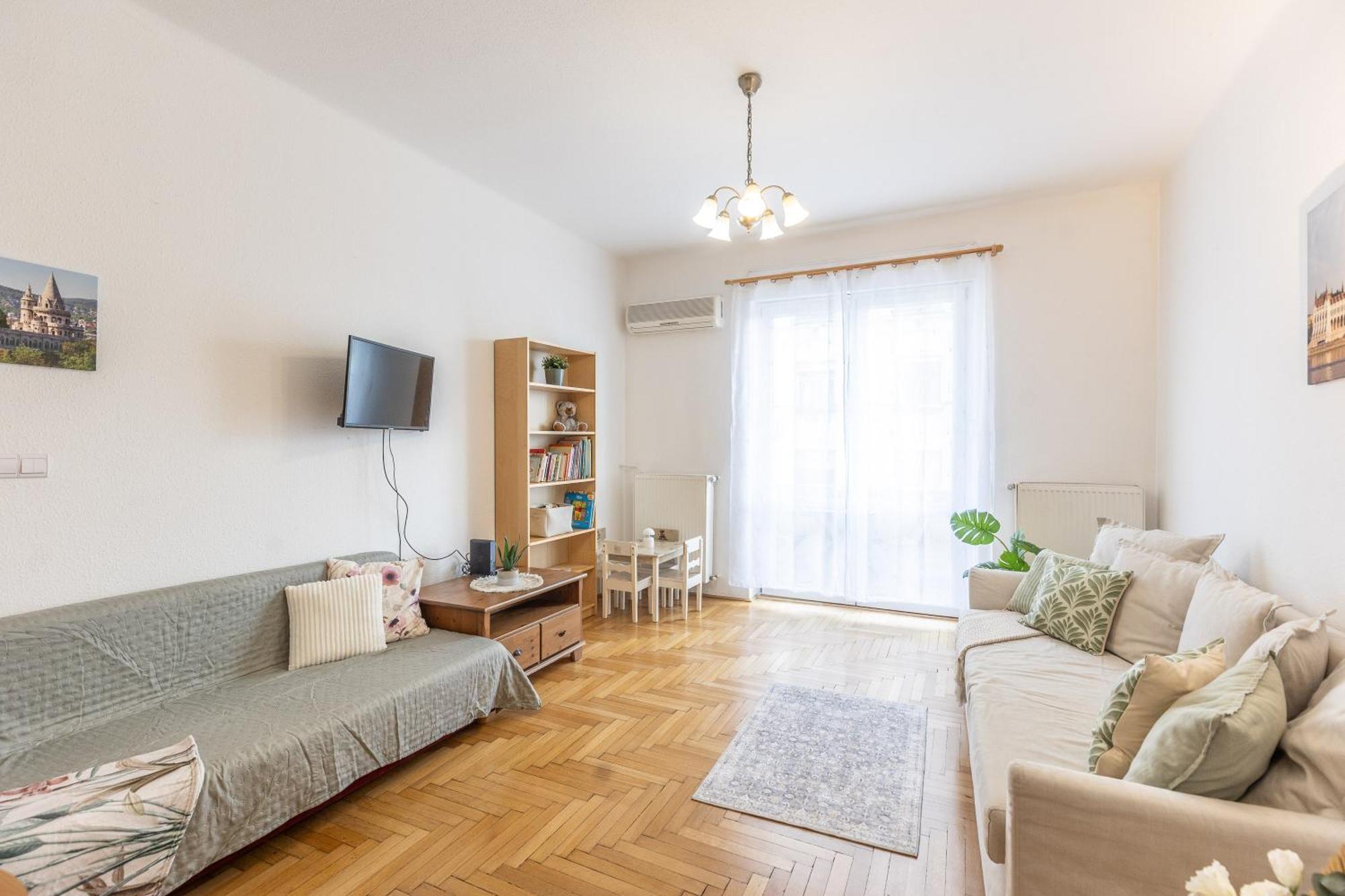 Riverside Balcony Apartment With View To Danube 布达佩斯 外观 照片
